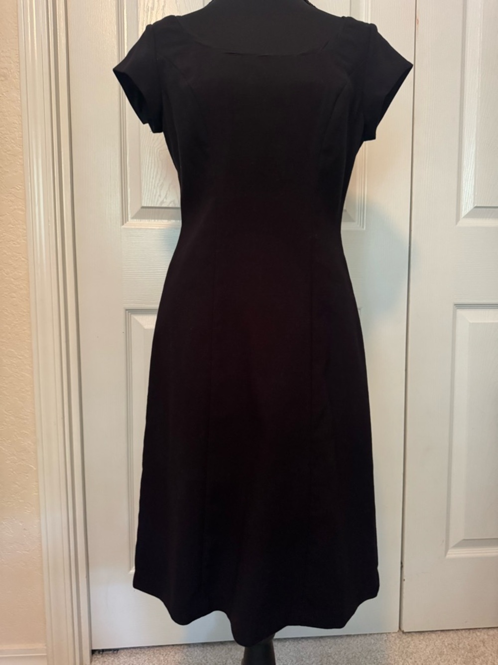 CAbi Black Cap Sleeve Knee Lenght Size 2 #840